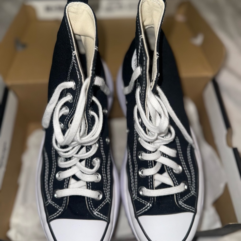 Converse Black and White Run Star Hike Platform